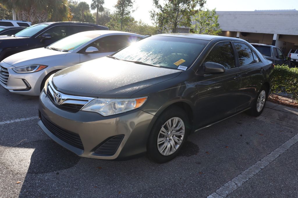 2013 Toyota Camry LE -
                West Palm Beach, FL