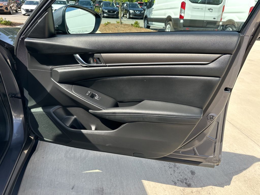 2021 Honda Accord LX FWD Sedan