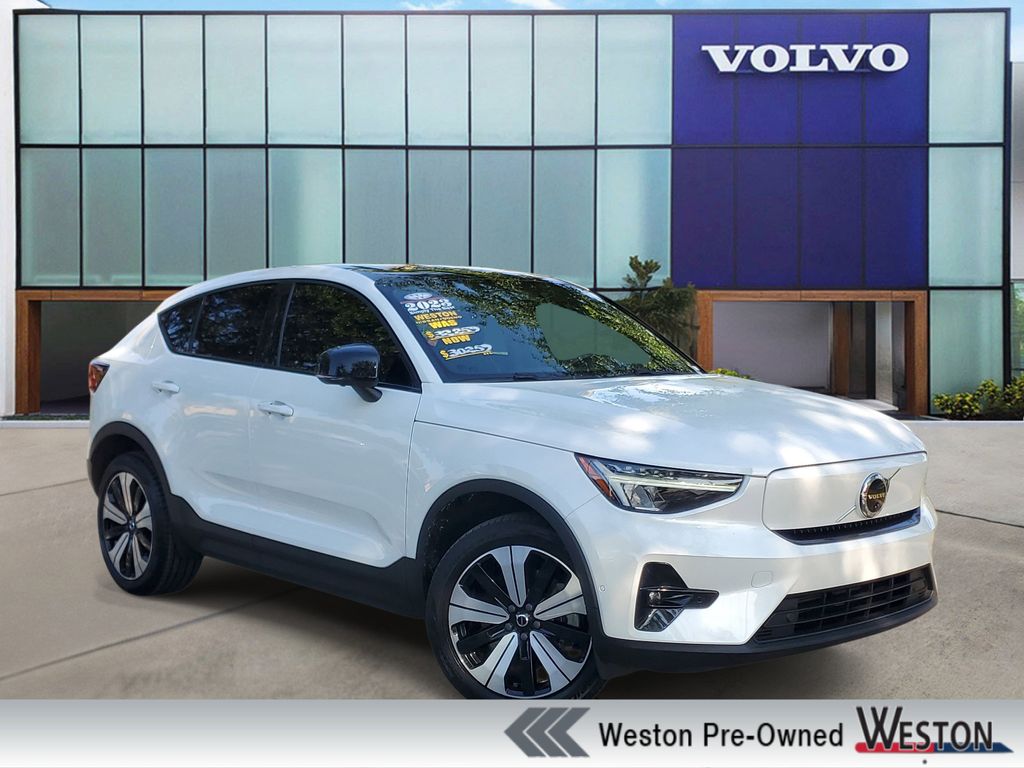 Crystal White 2023 Volvo C40 Recharge Twin Plus eAWD SUV / Crossover All-Wheel Drive 1-Speed Automatic