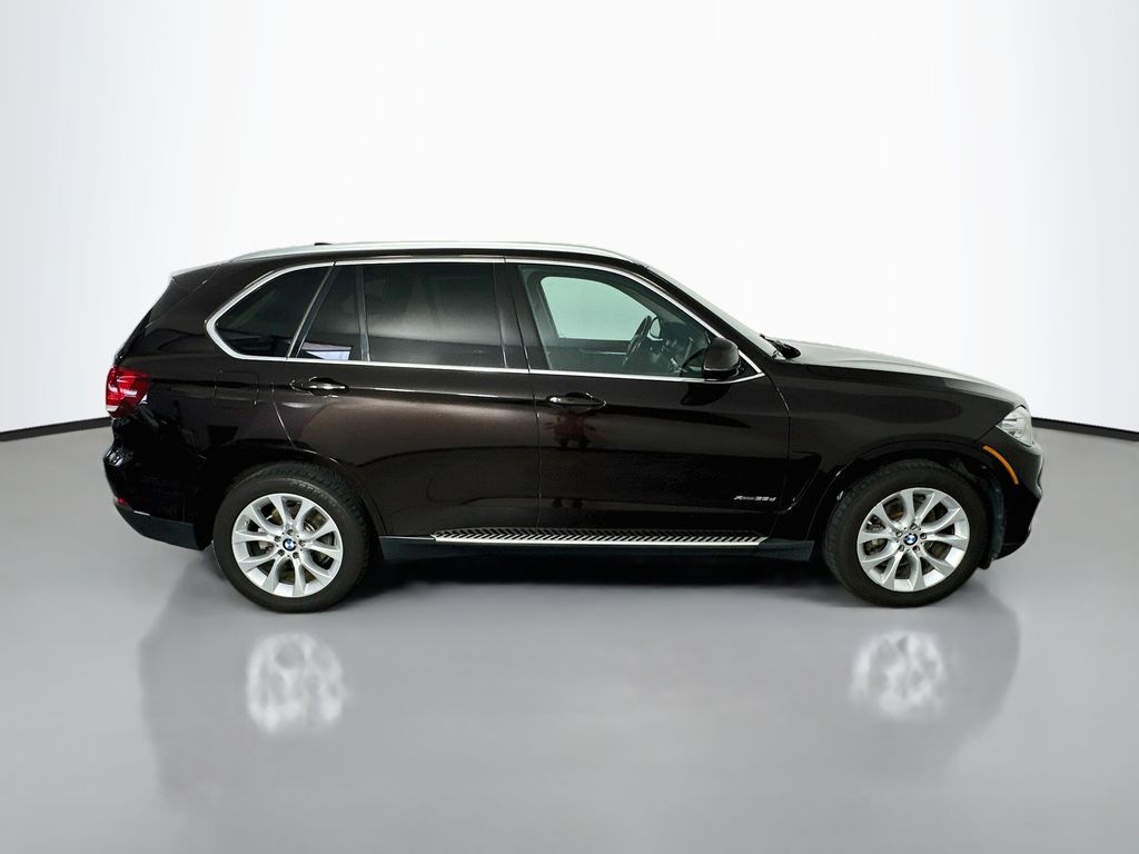BMWX58