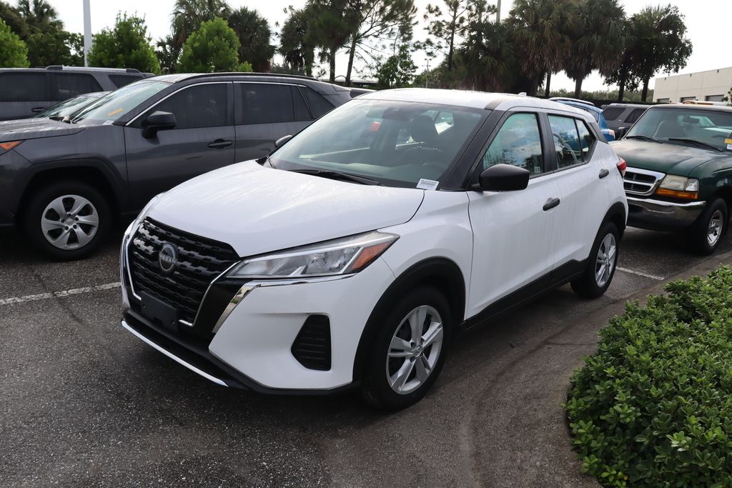 Thumbnail: 2024 Nissan Kicks - 1