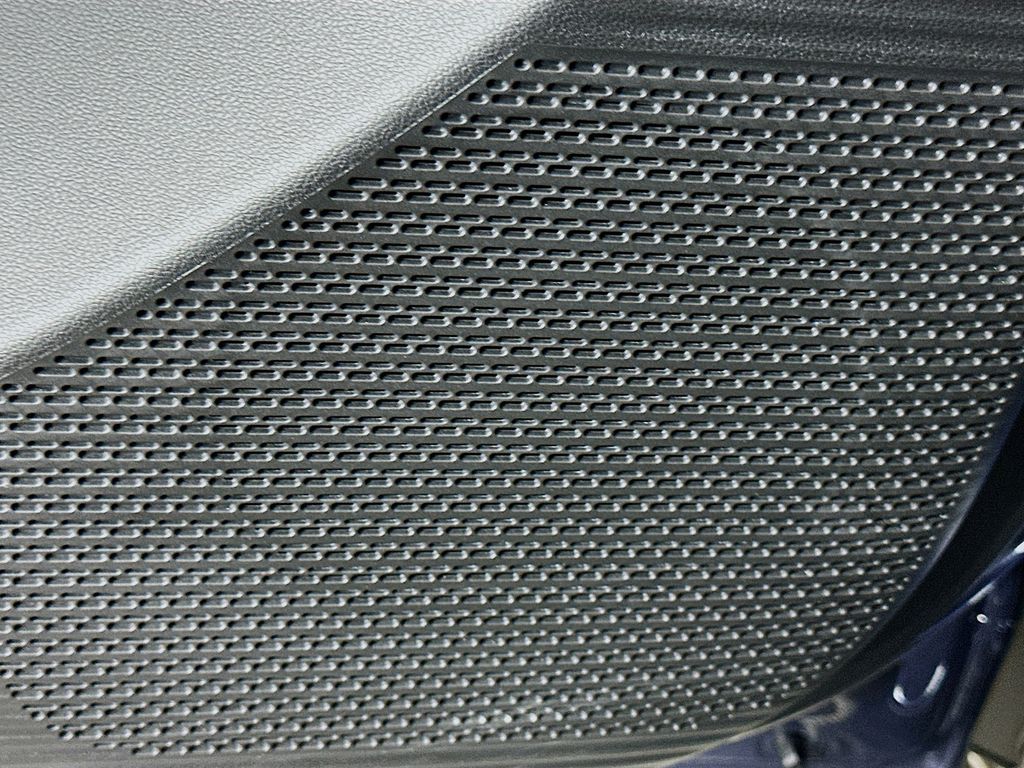 Thumbnail: 2025 Hyundai Santa Fe - 18