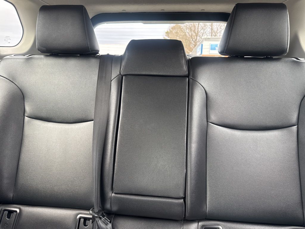 Used 2023 Silver Toyota XLE image 13