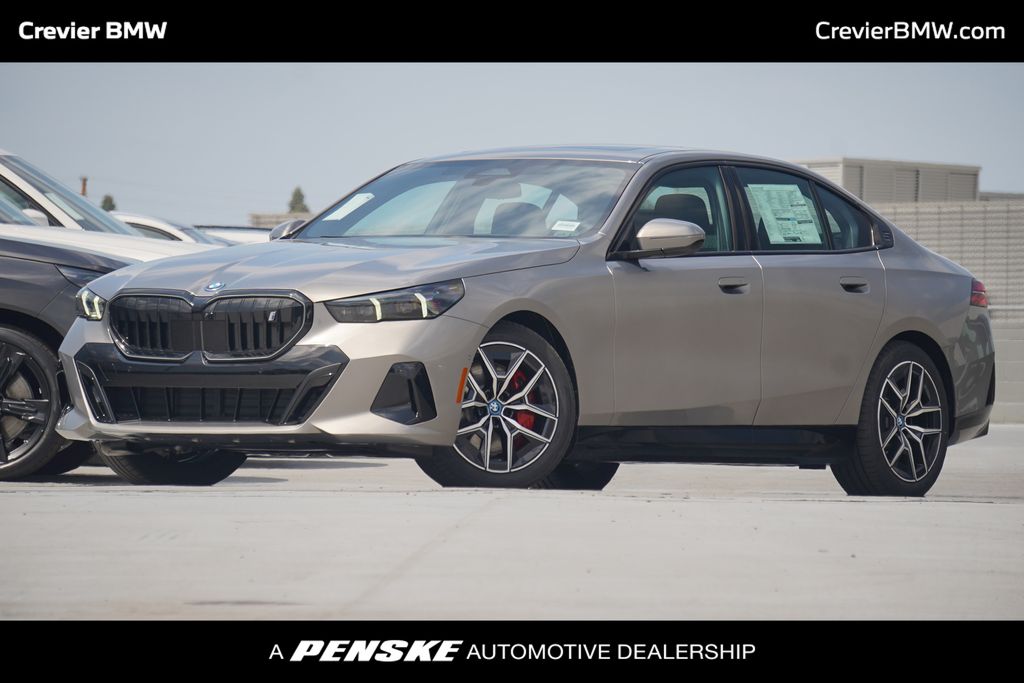 2025 BMW i5 eDrive40 -
                Santa Ana, CA