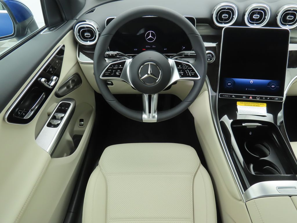 Thumbnail: 2026 Mercedes-Benz GLC - 10