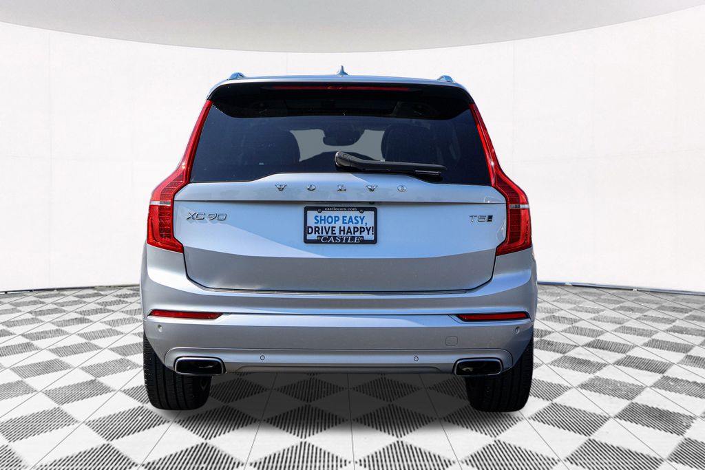 2021 Volvo XC90 T5 Momentum 10