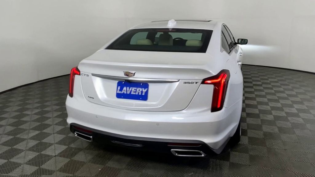 2025 Cadillac CT5 Premium Luxury 8