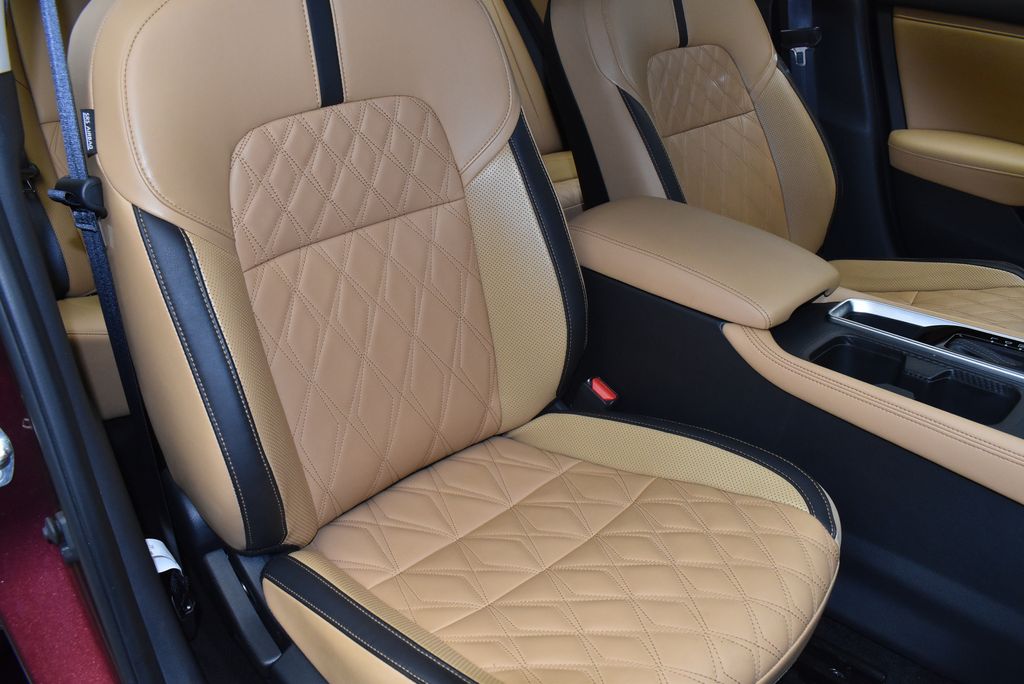 Thumbnail: 2023 Nissan Sentra - 23