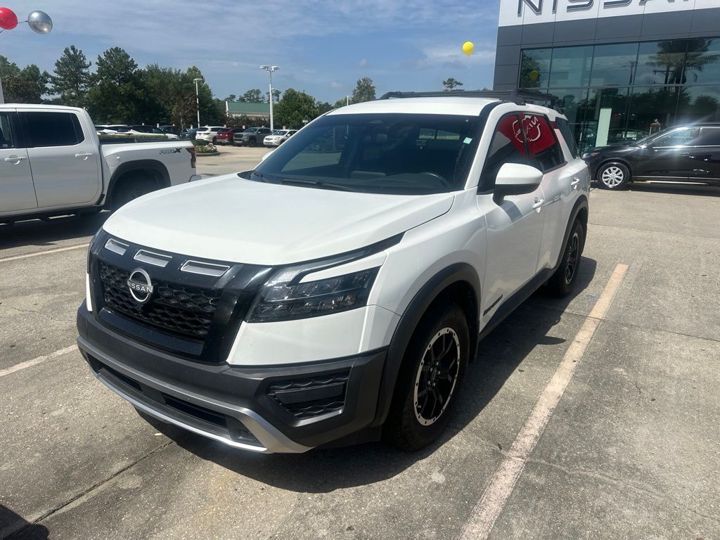 Glacier White 2025 Nissan Pathfinder SUV / Crossover All-Wheel Drive 9-Speed Automatic