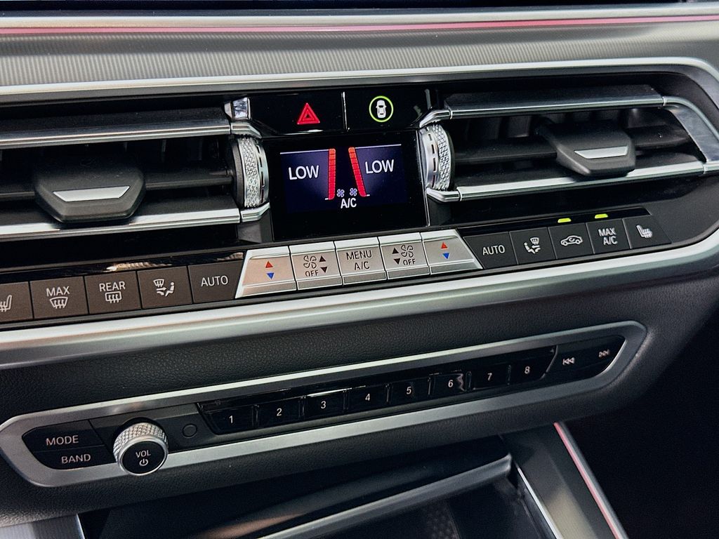 Thumbnail: 2023 BMW X5 - 16