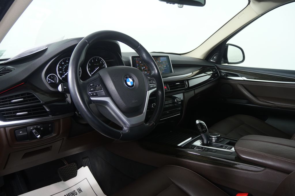 Thumbnail: 2015 BMW X5 - 11