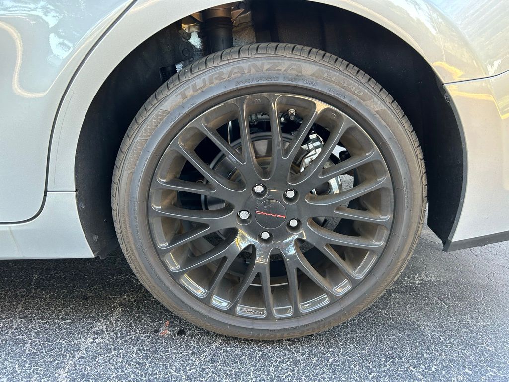 Thumbnail: 2025 Toyota Camry - 9