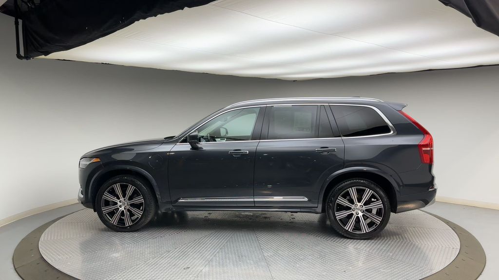 Thumbnail: 2022 Volvo XC90 - 5