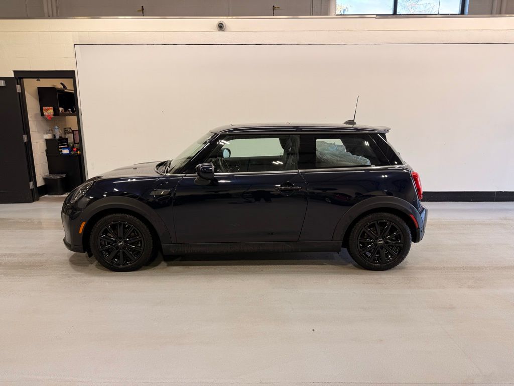 Thumbnail: 2023 MINI Cooper Hardtop - 2