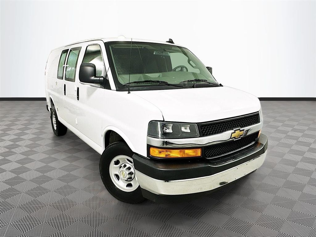 Summit White 2024 Chevrolet Express Cargo 2500 RWD Van Rear-Wheel Drive 8-Speed Automatic Overdrive