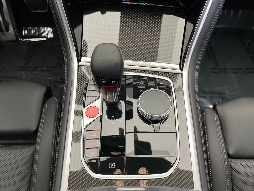 2025 BMW M8 Competition 12