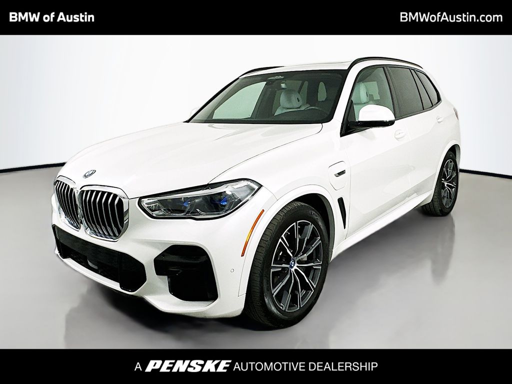 Thumbnail: 2023 BMW X5 - 1