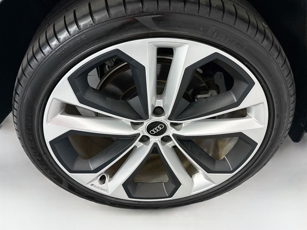 Thumbnail: 2023 Audi Q5 - 32