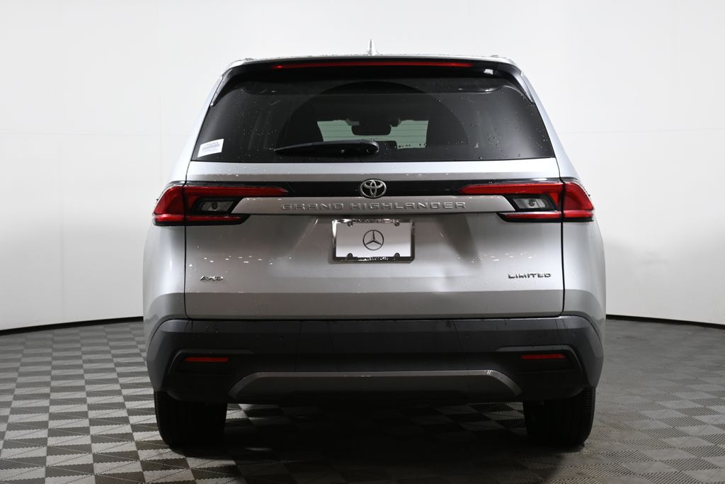 Thumbnail: 2024 Toyota Grand Highlander - 9