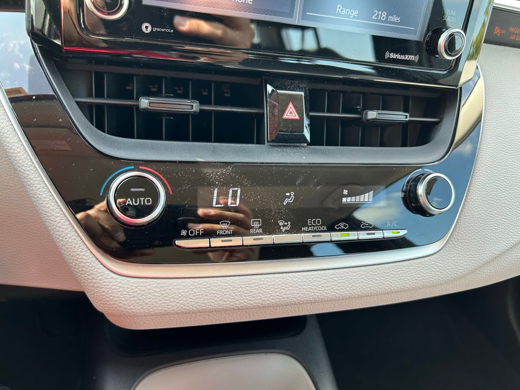 Thumbnail: 2022 Toyota Corolla - 25