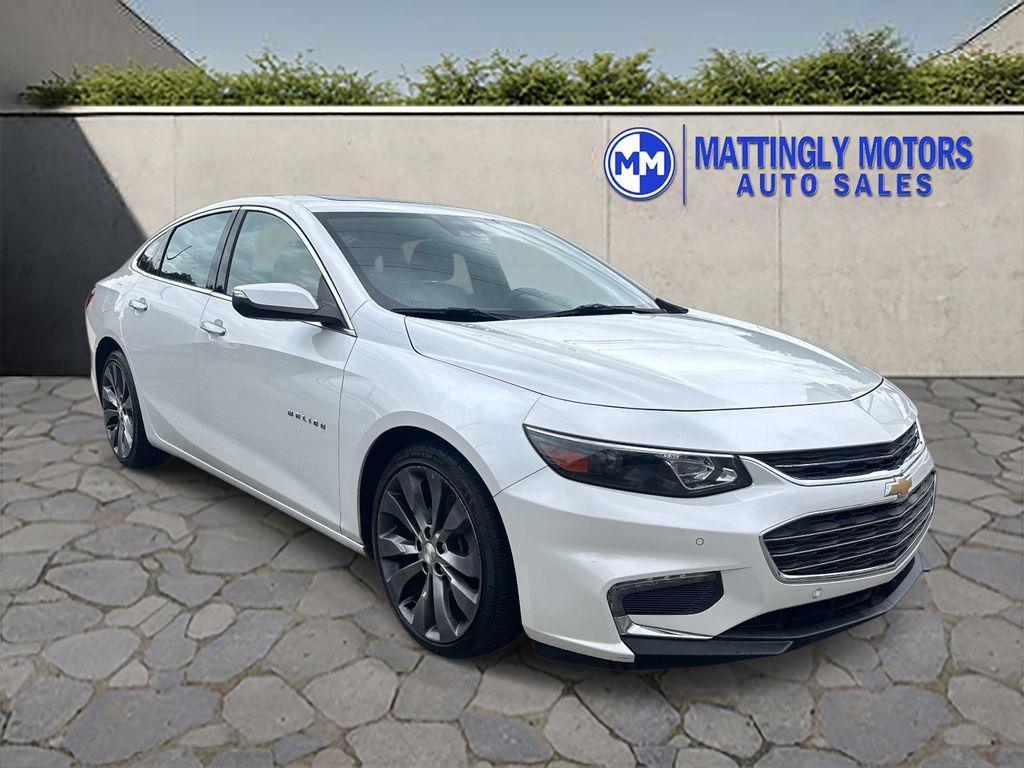 White (Iridescent Pearl Tricoat) 2016 Chevrolet Malibu Sedan Front-Wheel Drive 8-Speed Automatic