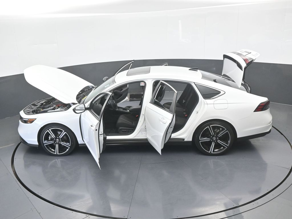 Used 2023 White Honda Sport image 59