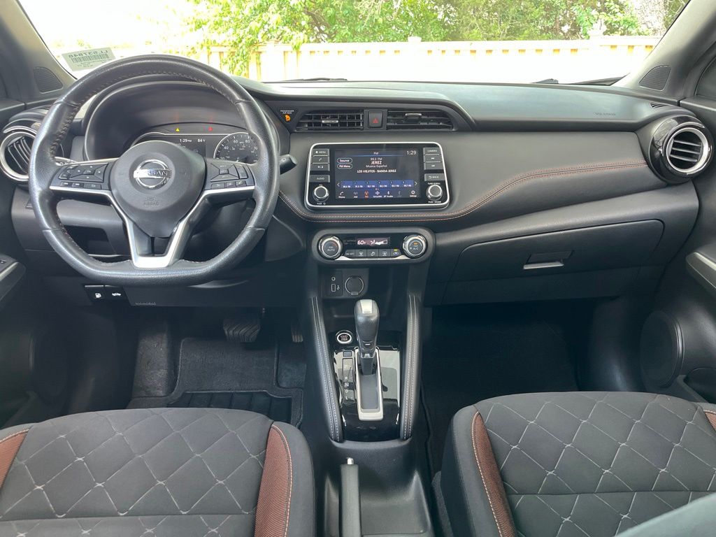 Thumbnail: 2019 Nissan Kicks - 16
