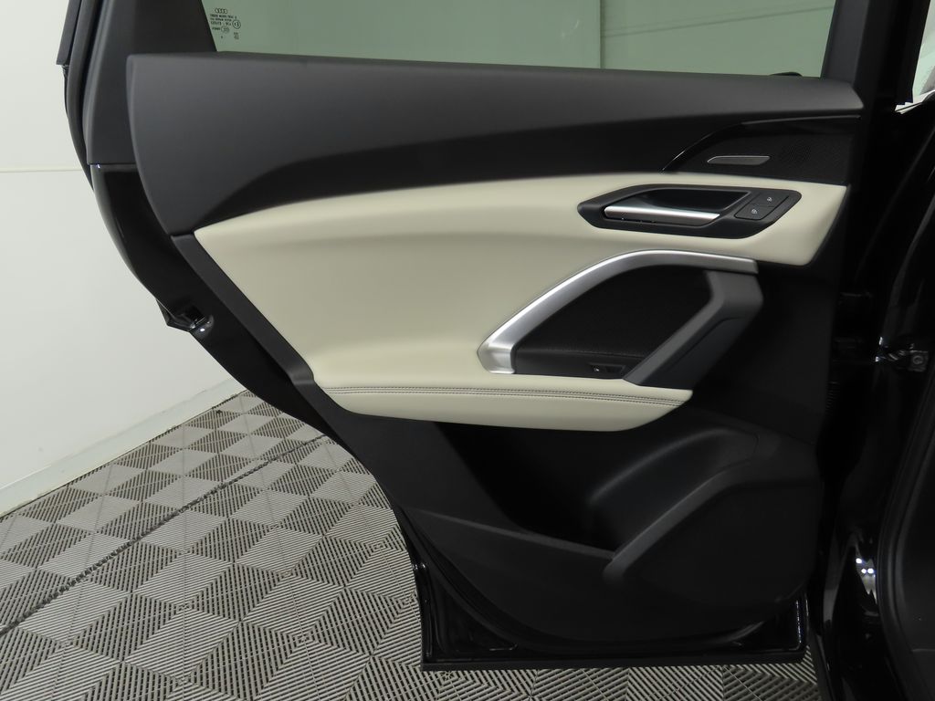 2025 Audi Q5 Premium 28