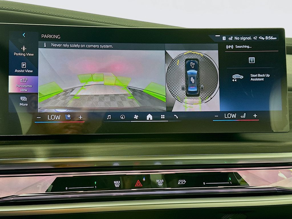 Thumbnail: 2026 BMW 7 Series - 13