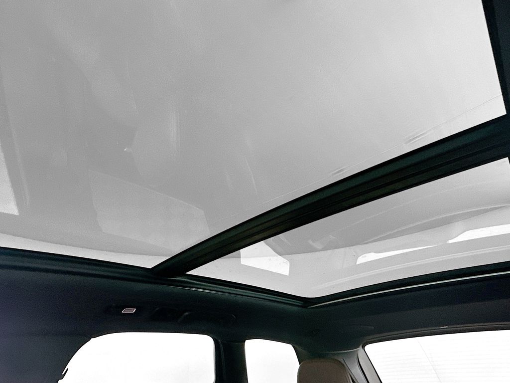 Used 2023 Silver Volvo B5 Plus Dark Theme image 21