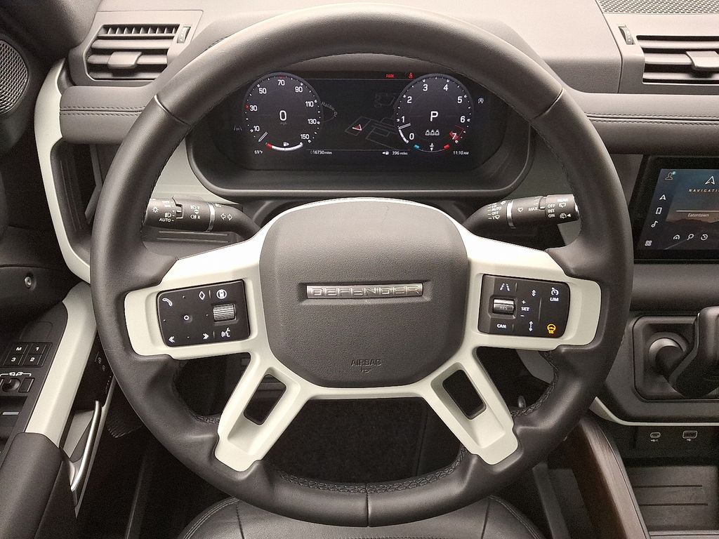 2024 Land Rover Defender 110 23