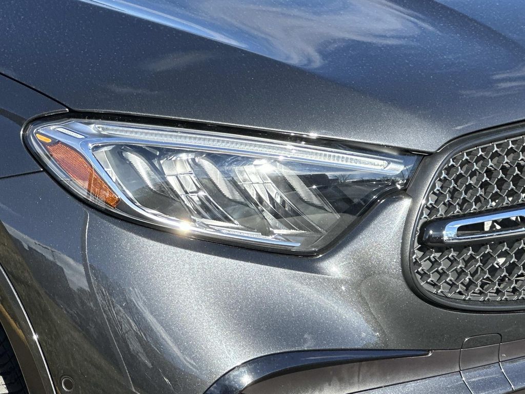 Thumbnail: 2025 Mercedes-Benz GLC - 5