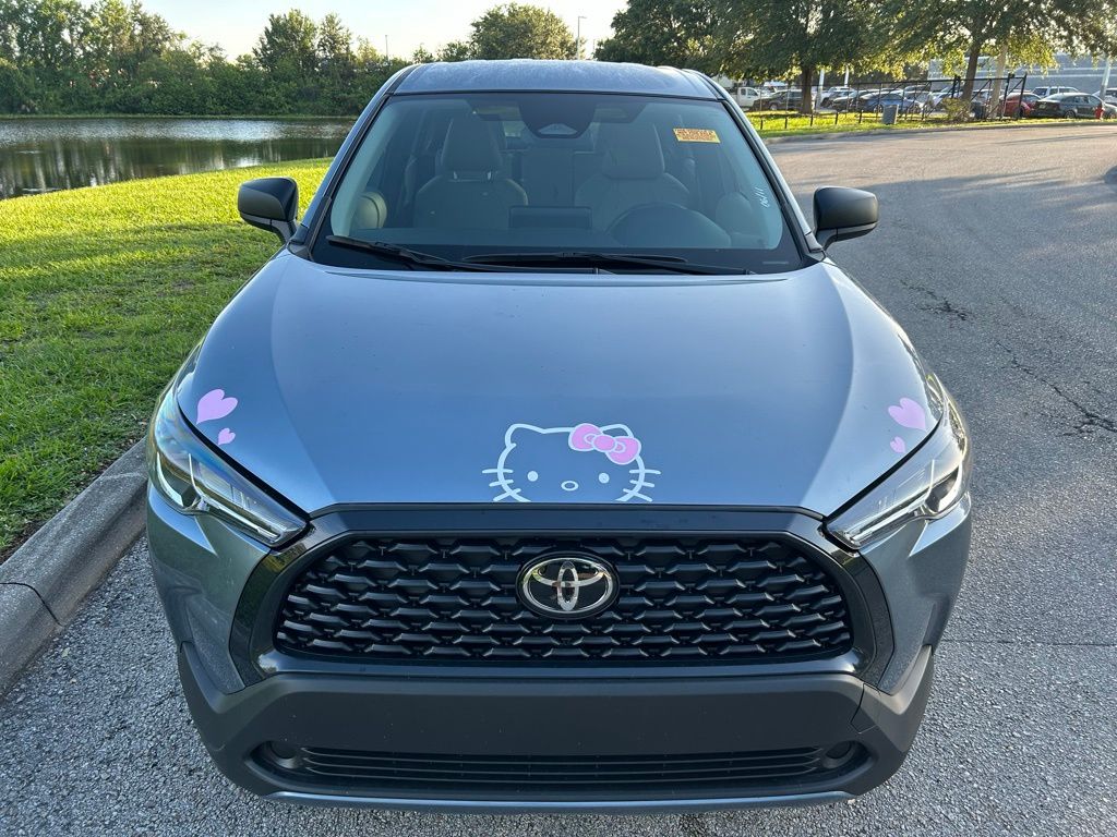 2024 Toyota Corolla Cross L 8
