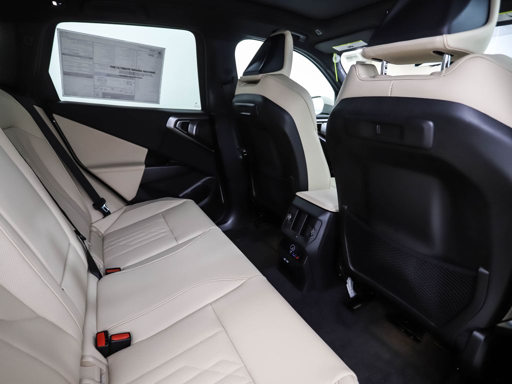Thumbnail: 2026 BMW X3 - 27