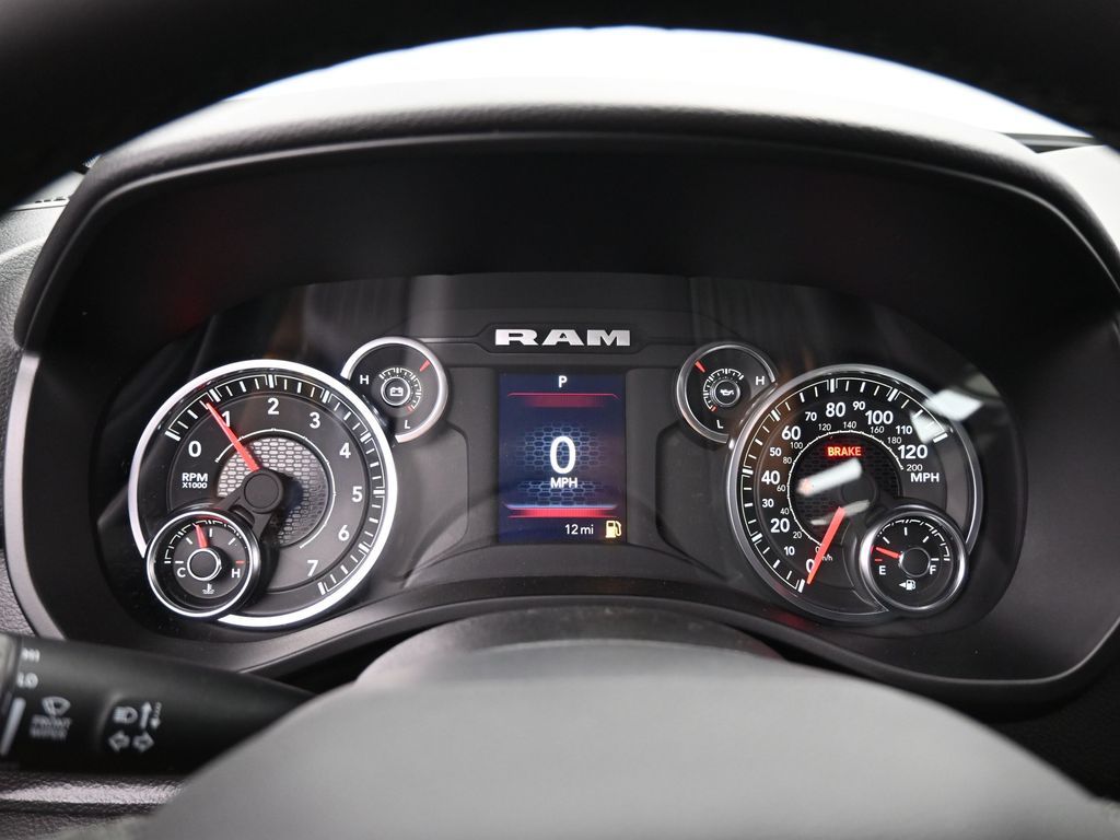 Used 2025 Diamond Black Crystal Pearlcoat Ram Big Horn/Lone Star image 39