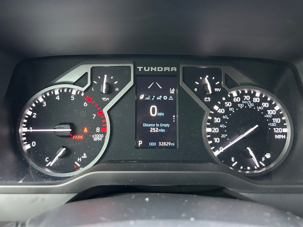 2023 Toyota Tundra SR 22