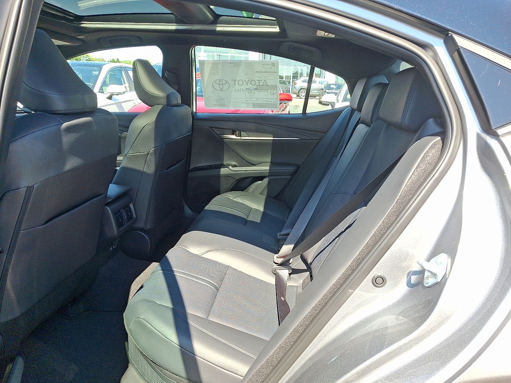 Thumbnail: 2025 Toyota Camry - 10