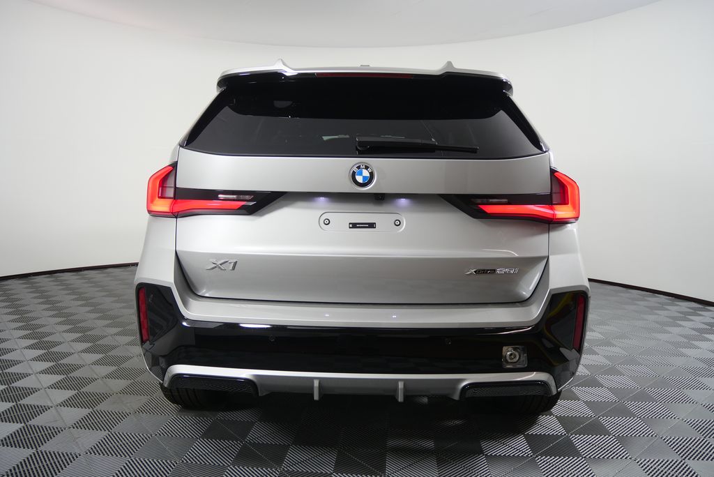 Thumbnail: 2026 BMW X1 - 4