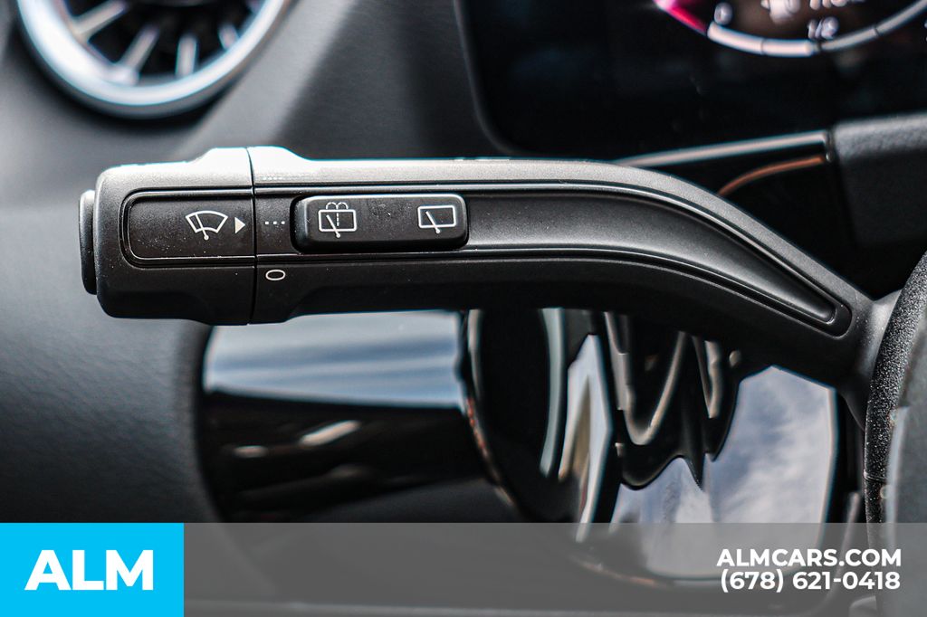 Used 2025 Black Mercedes-Benz GLA 250 image 34