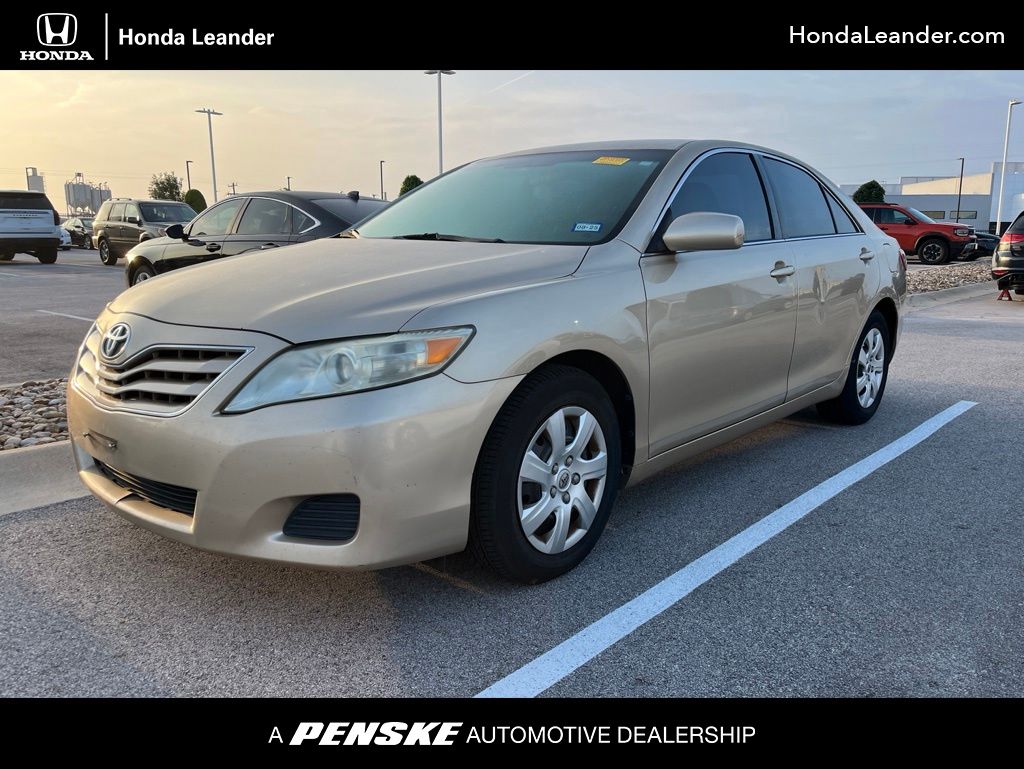 2011 Toyota Camry LE -
                  Leander, TX