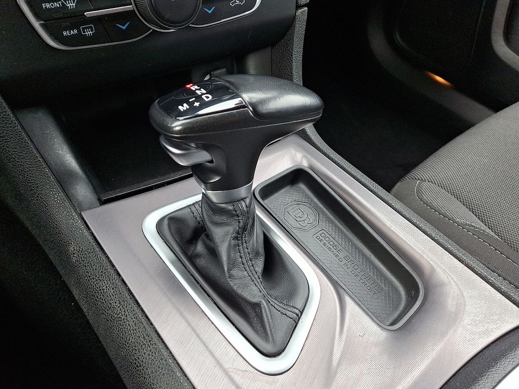 Thumbnail: 2022 Dodge Charger - 15