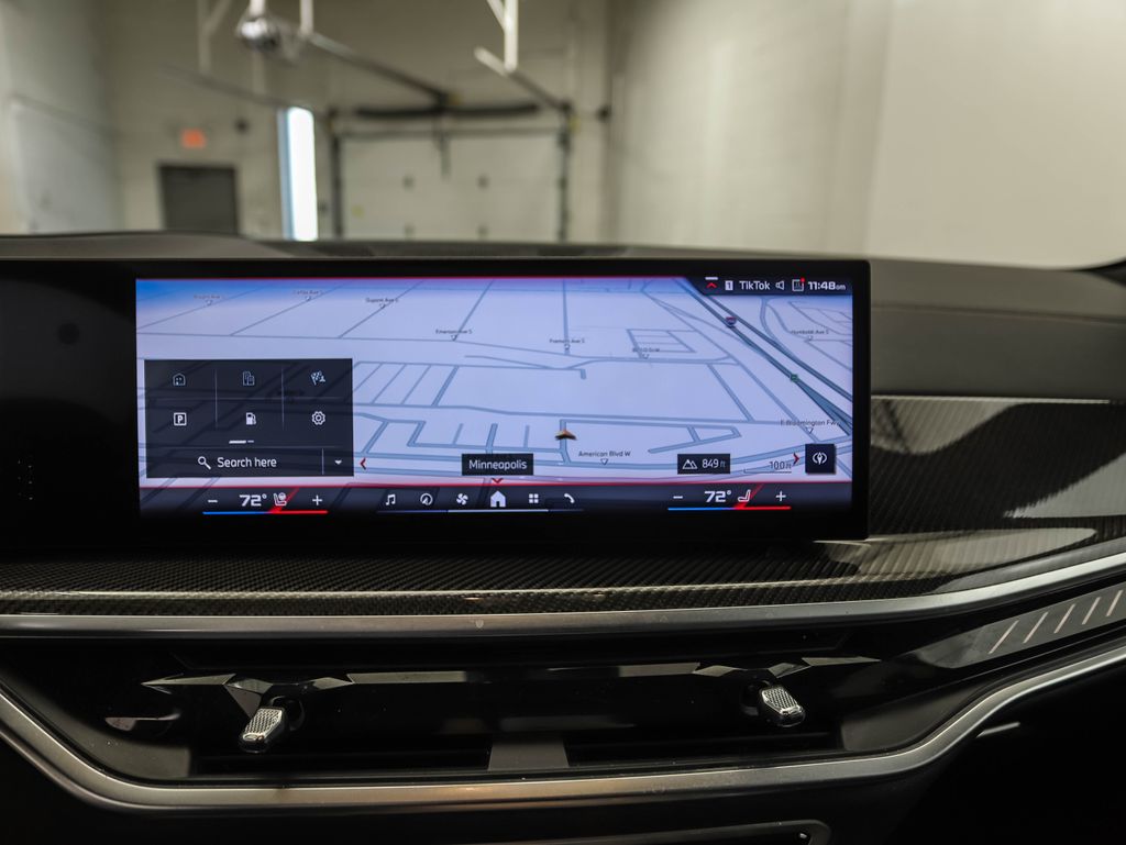 Thumbnail: 2025 BMW X7 - 17