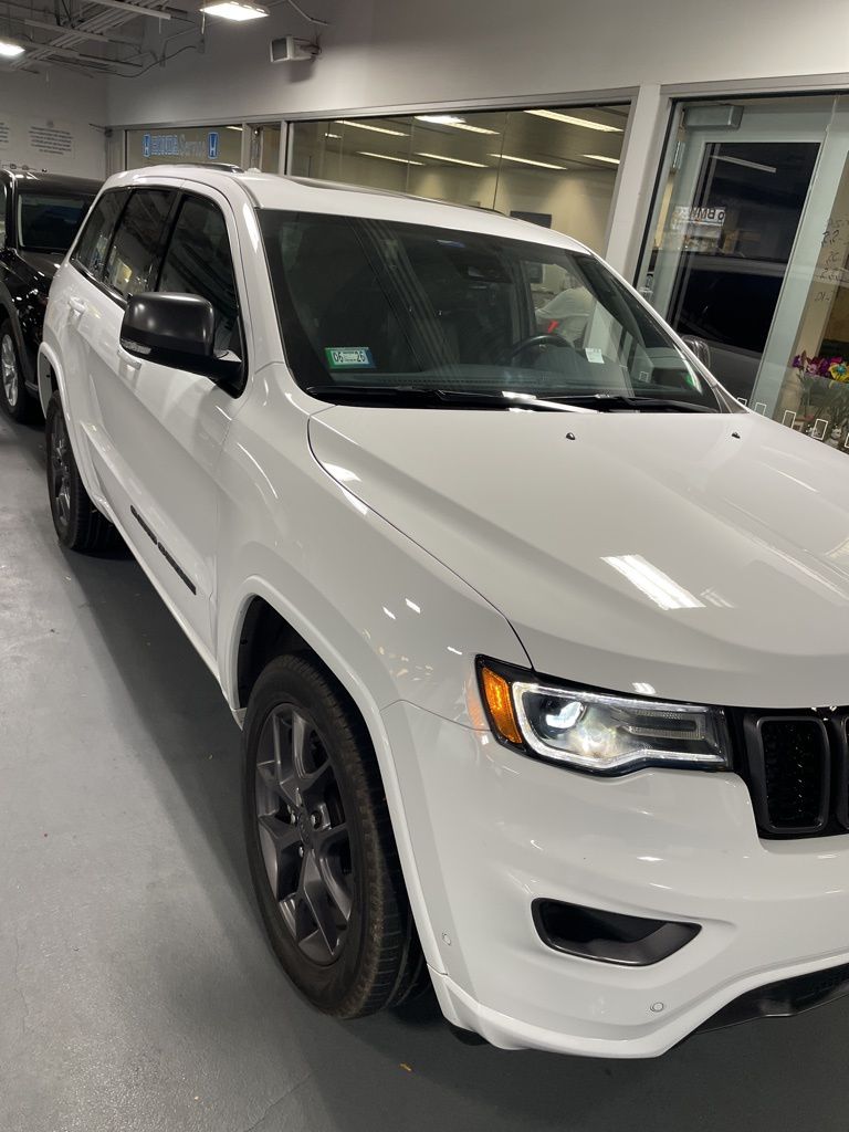 2021 Jeep Grand Cherokee 80th Anniversary Edition 16