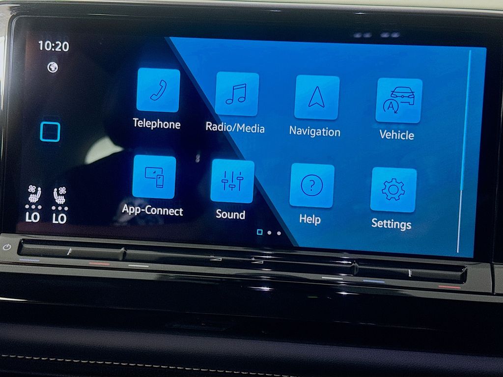 Used Car 2024 Volkswagen Atlas  2.0t Se W/technology For Sale Under $35,000 In Austin, Texas