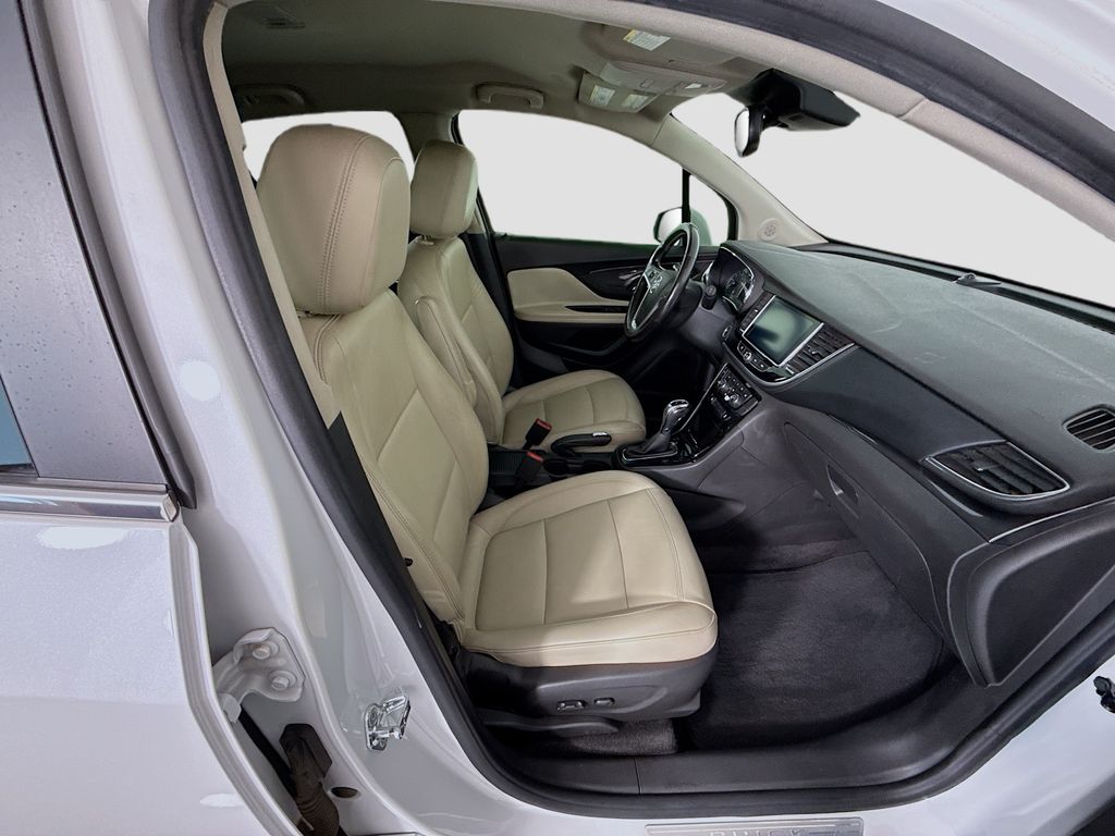 Thumbnail: 2019 Buick Encore - 20