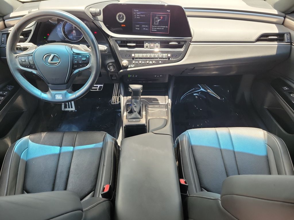 2022 Lexus ES 14