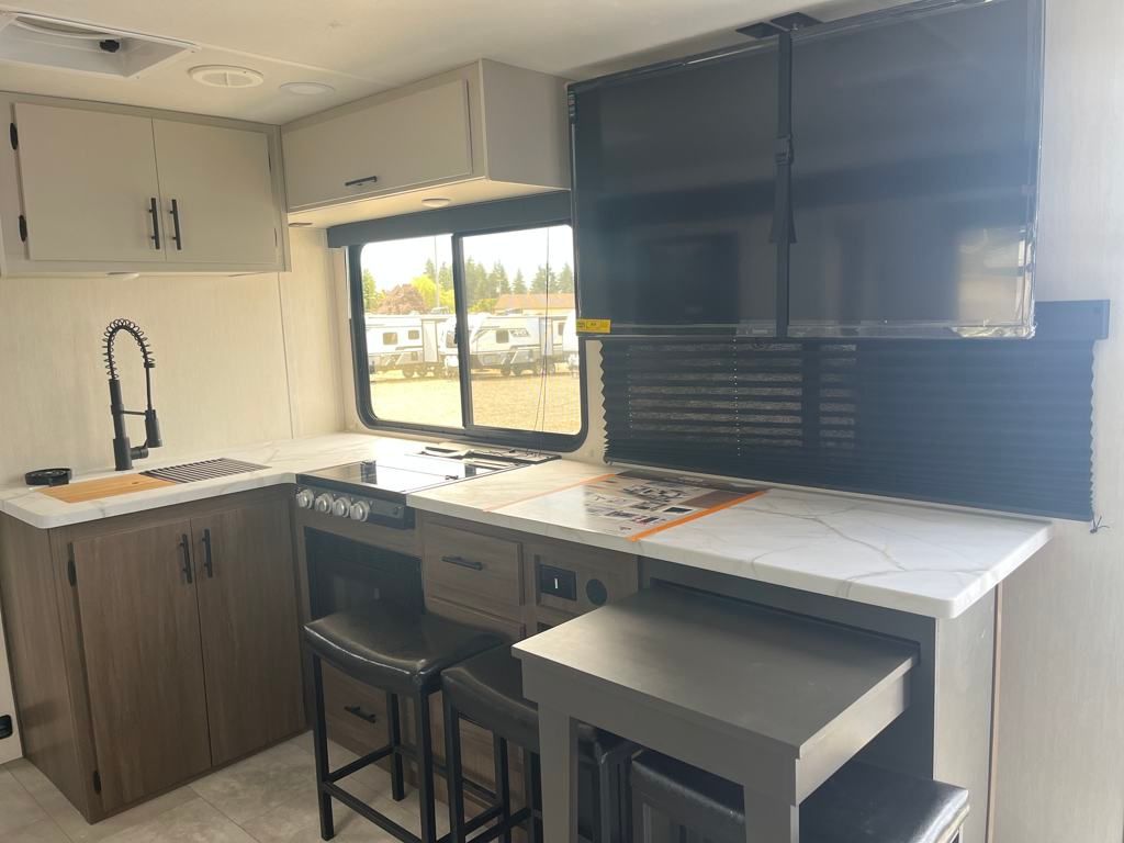 2026 Prime Time Tracer 255DS Travel Trailer