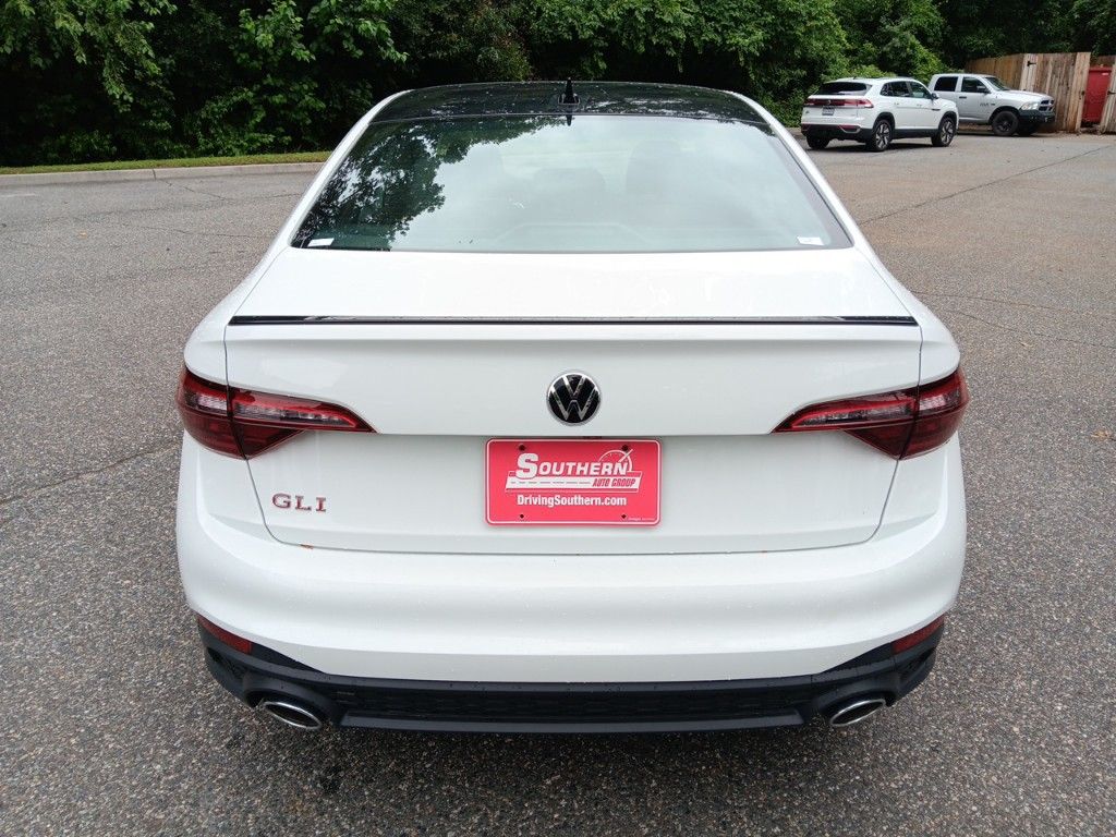 2024 Volkswagen Jetta GLI 2.0T Autobahn 4