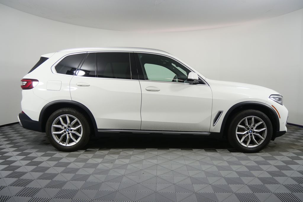 Thumbnail: 2020 BMW X5 - 2