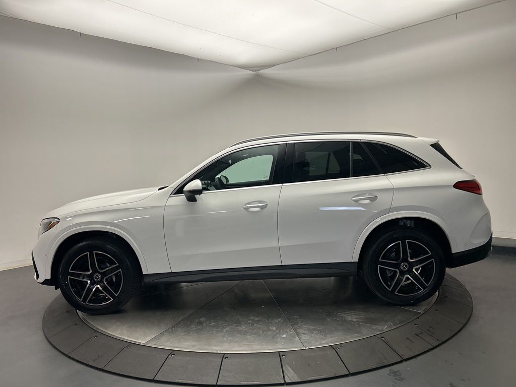 Thumbnail: 2026 Mercedes-Benz GLC - 4